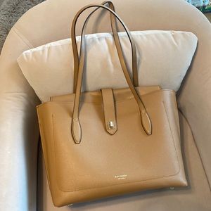 Kate Spade Large Essential Work Tote in Bungalow